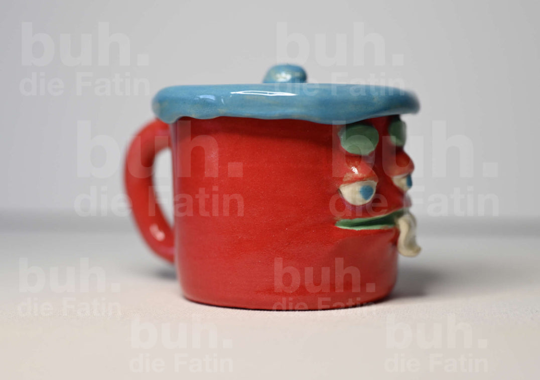 Rote Monstertasse mit Deckel- handgefertigtes Unikat mit Charakter - 190 ml