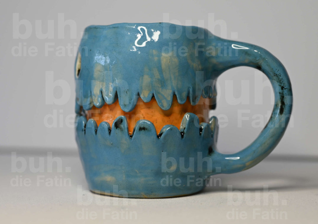Blaue fröhliche Monstertasse - handgefertigtes Unikat mit Charakter - 350 ml