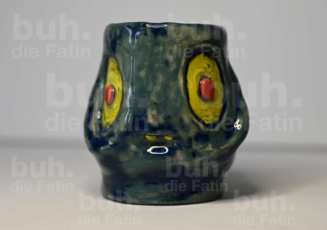 Monstertasse in Fischoptik - handgefertigtes Unikat mit Charakter - 250 ml