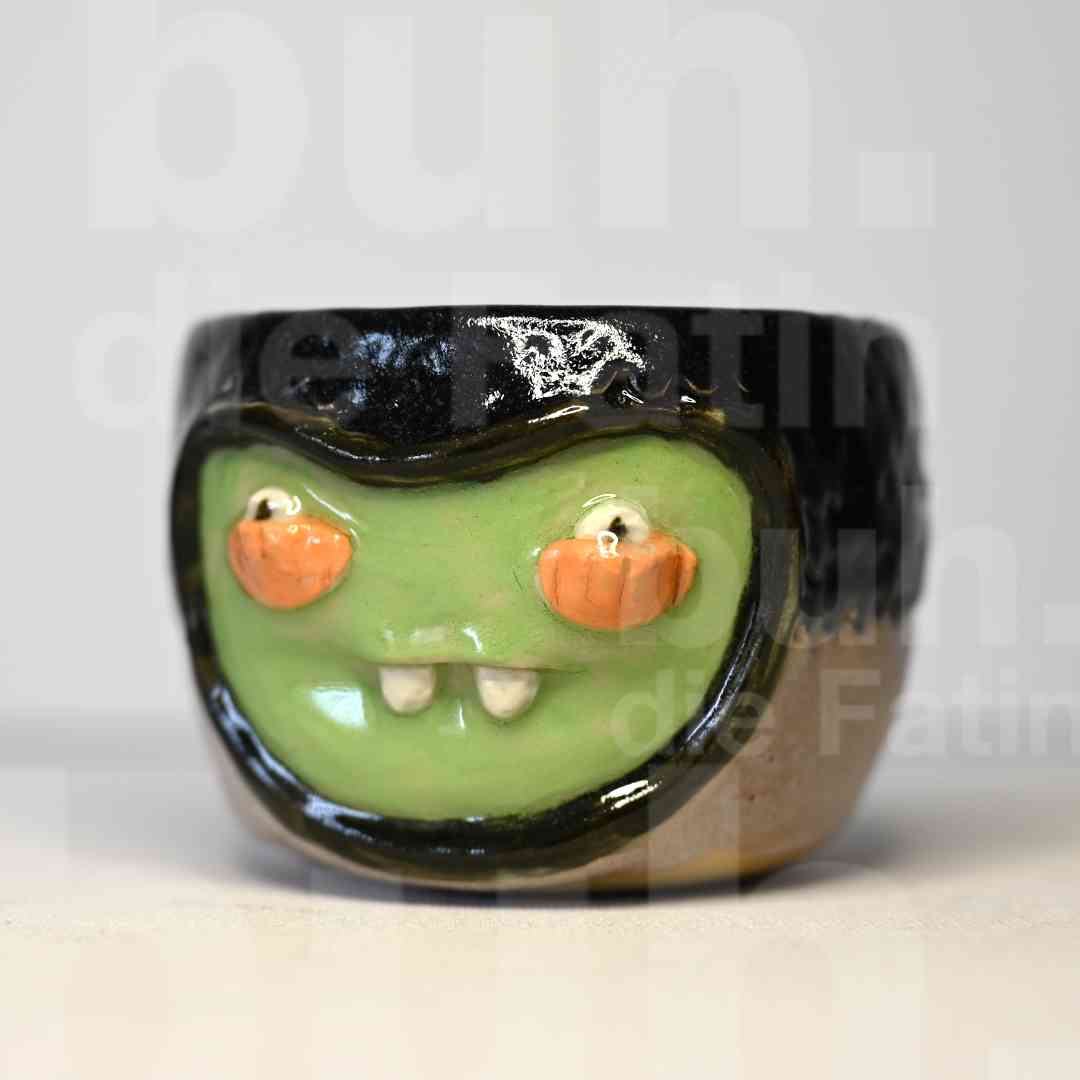 Monstertasse - handgefertigtes Unikat mit Charakter - 250 ml
