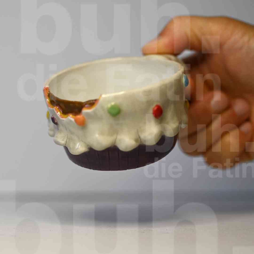 Süße Monstertasse für Liebhaber - handgefertigtes Unikat mit Charakter - 80ml