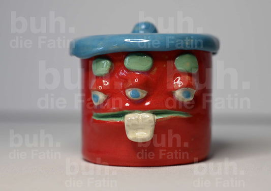 Rote Monstertasse mit Deckel- handgefertigtes Unikat mit Charakter - 190 ml