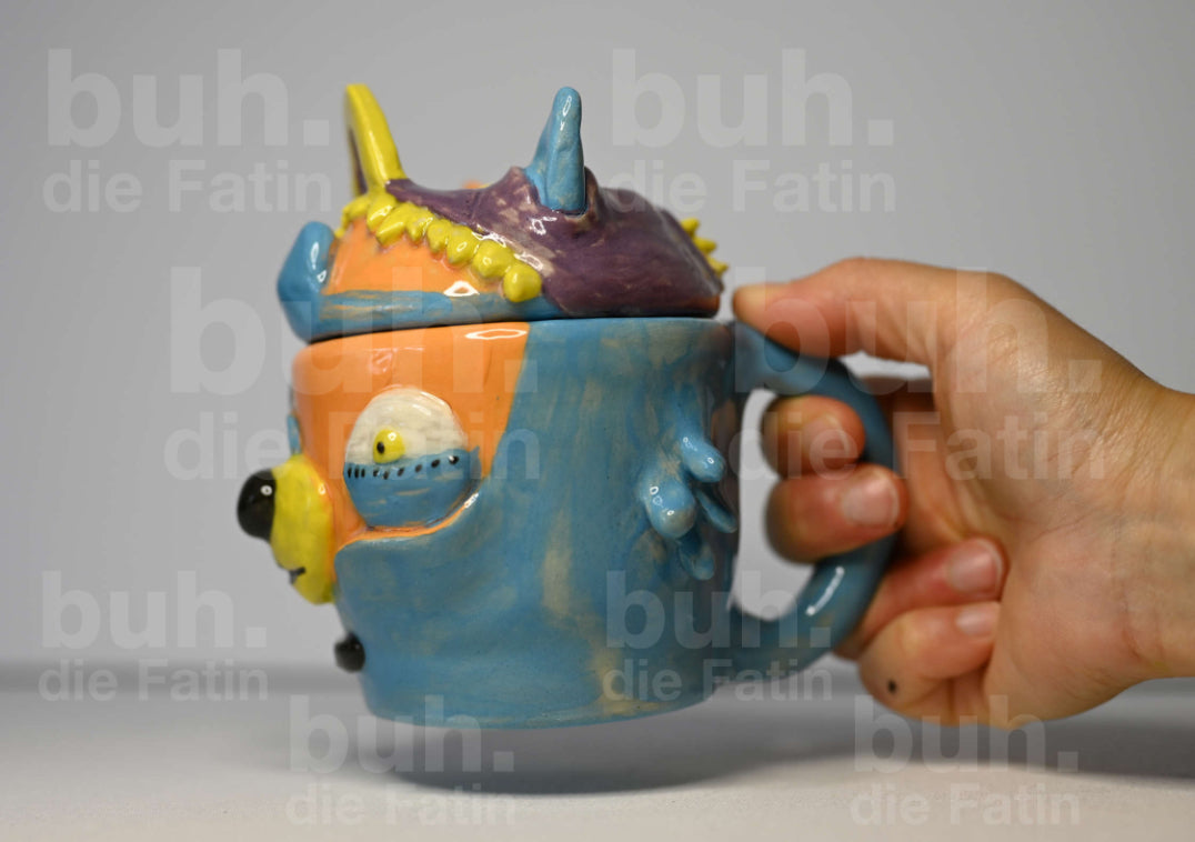 Monstertasse mit Deckel - handgefertigtes Unikat mit Charakter - 250 ml